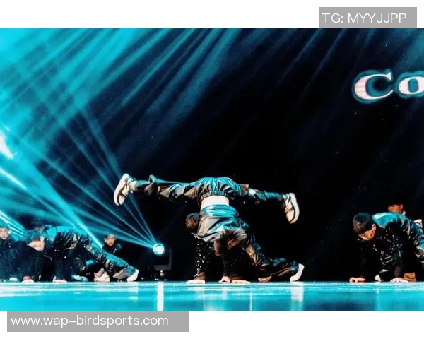 运动街舞与区域防守策略的深度融合探讨成都街舞队的创新实践 运动街舞与区域防守策略的深度融合探讨成都街舞队的创新实践